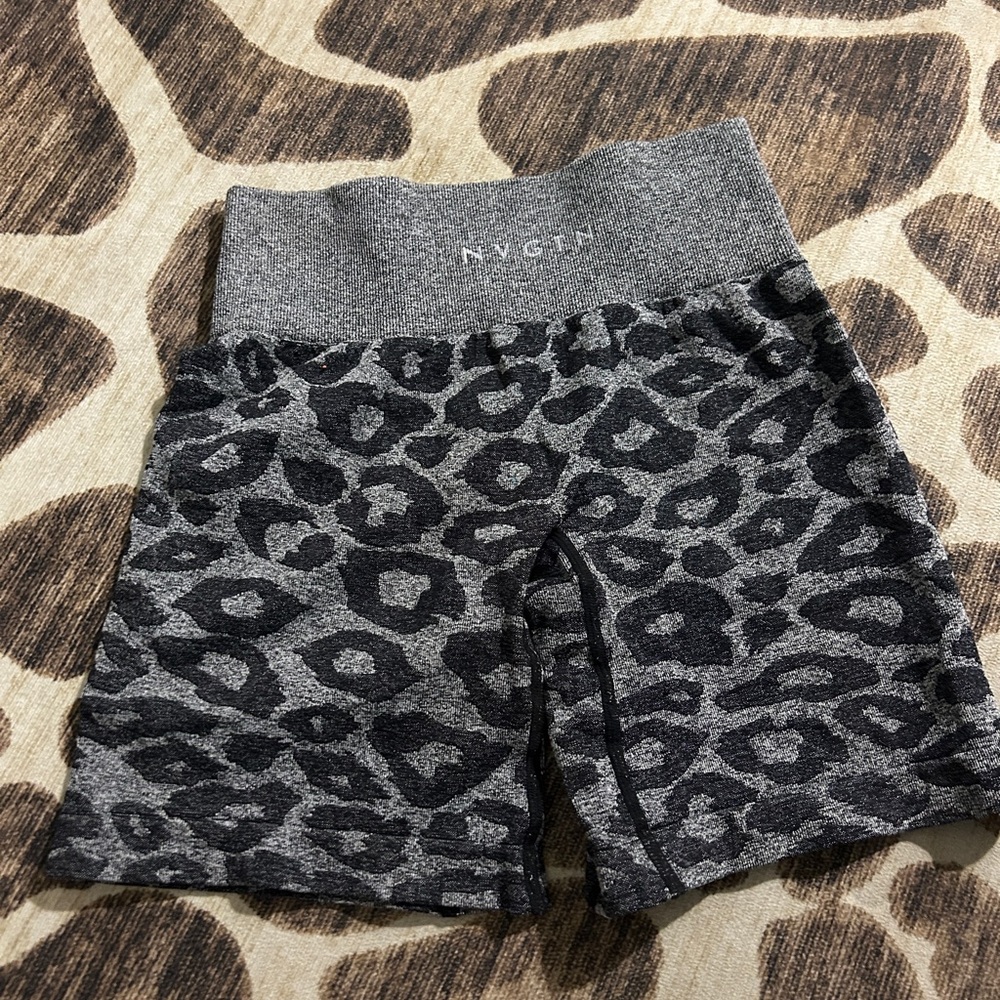 Nvgtn shorts